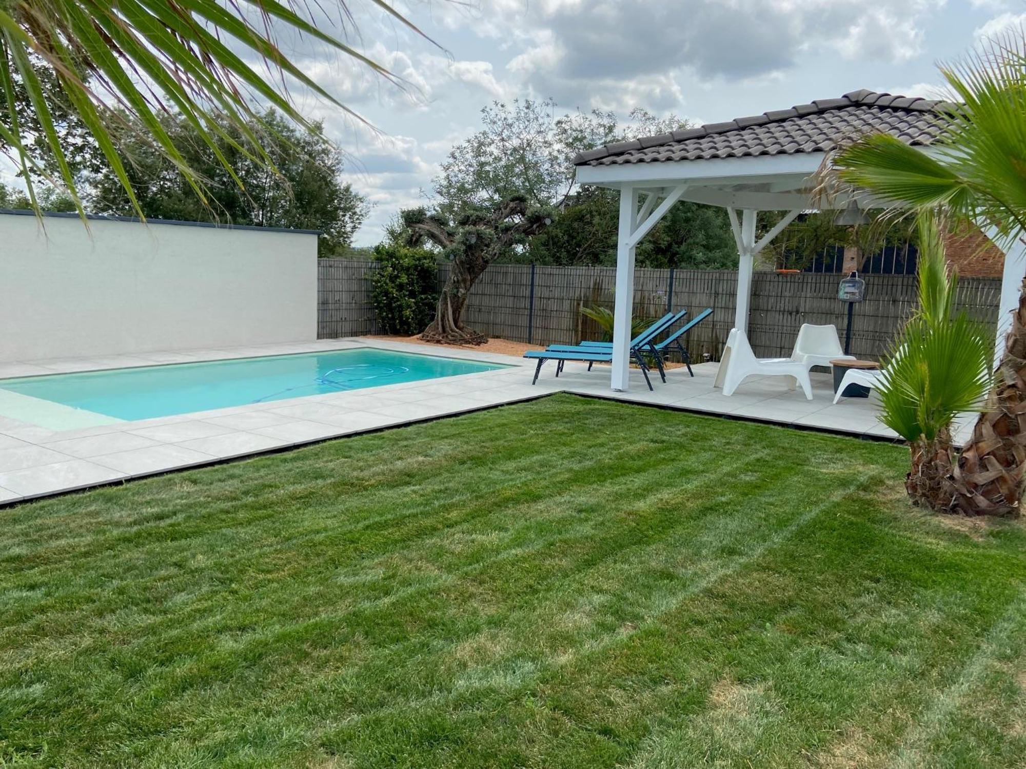 Jolie Maison Proche De Toulouse Lherm  エクステリア 写真